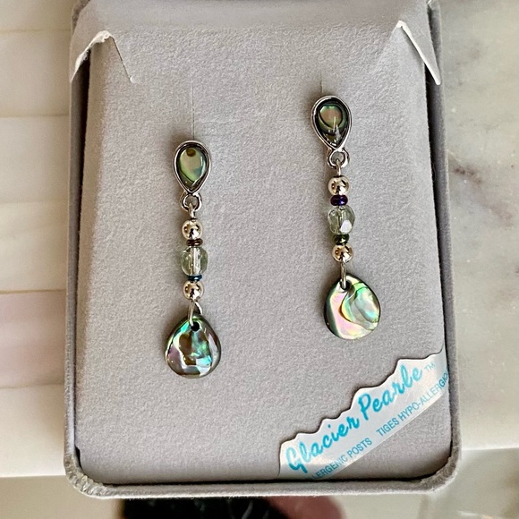 STORRS GLACIER PEARLE EARRINGS - Picture 2 of 8